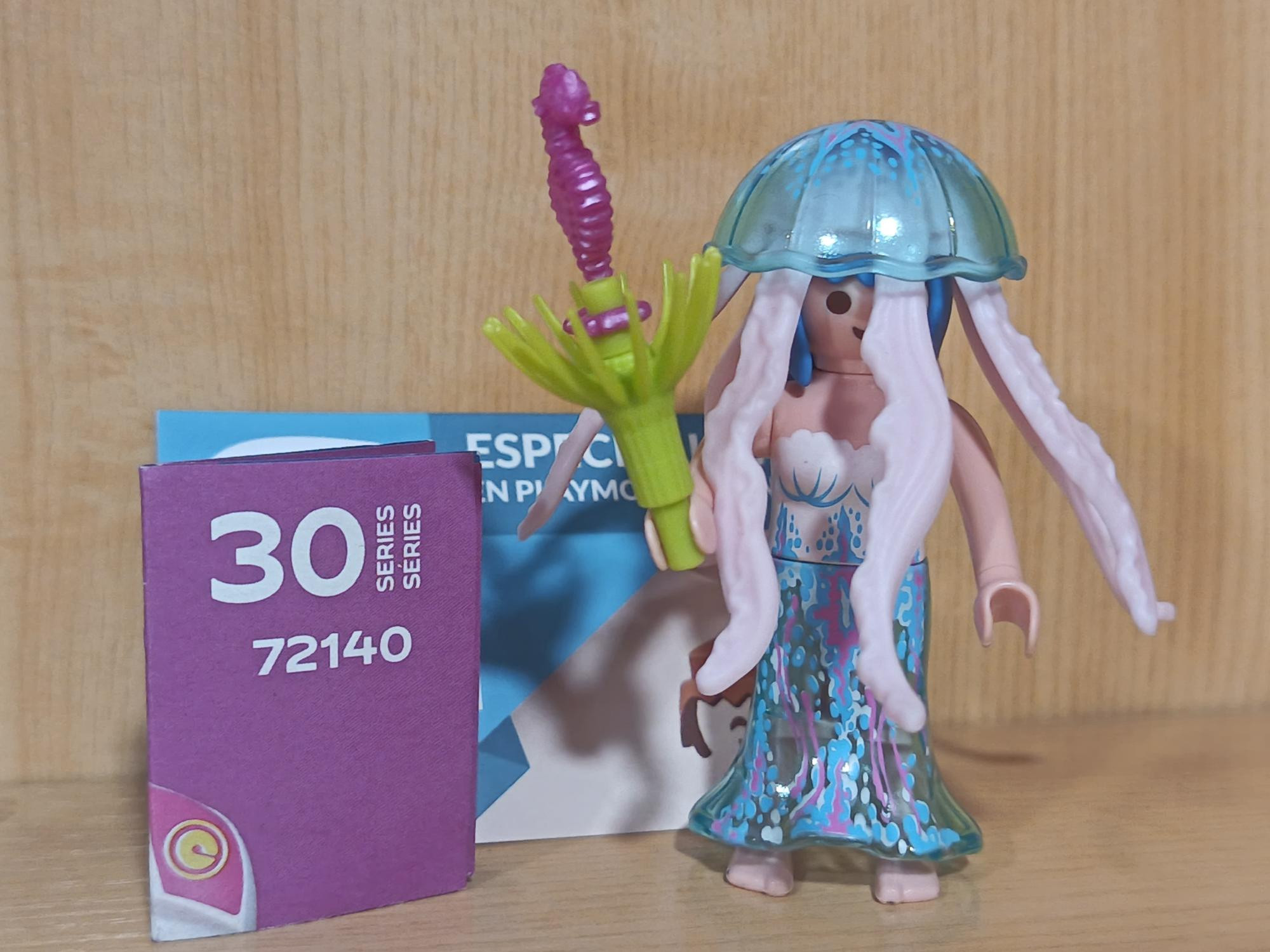 PLAYMOBIL CHICAS SERIE 30 - CHICA MEDUSA