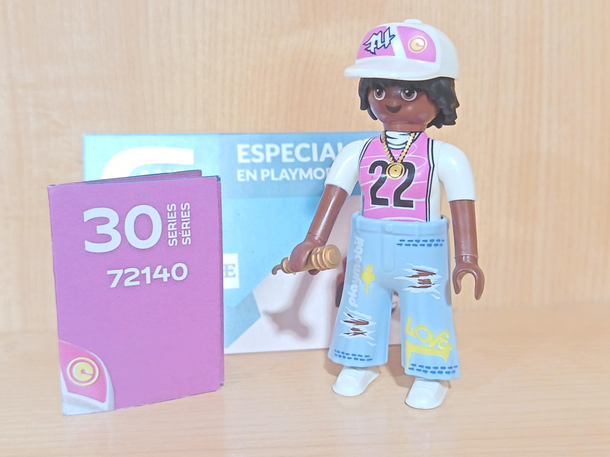 PLAYMOBIL CHICAS SERIE 30 - MUJER CANTANTE DE RAP